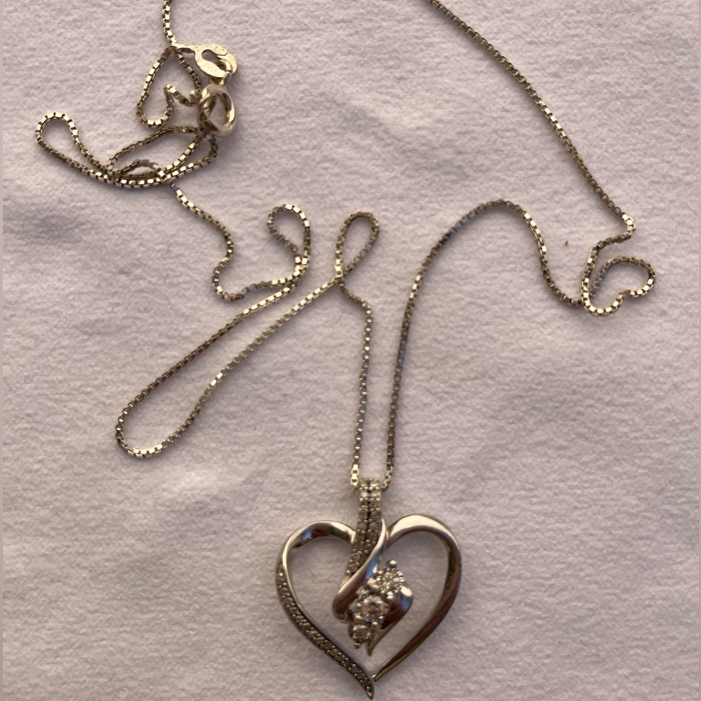 JWBR Genuine Diamond Heart Necklace